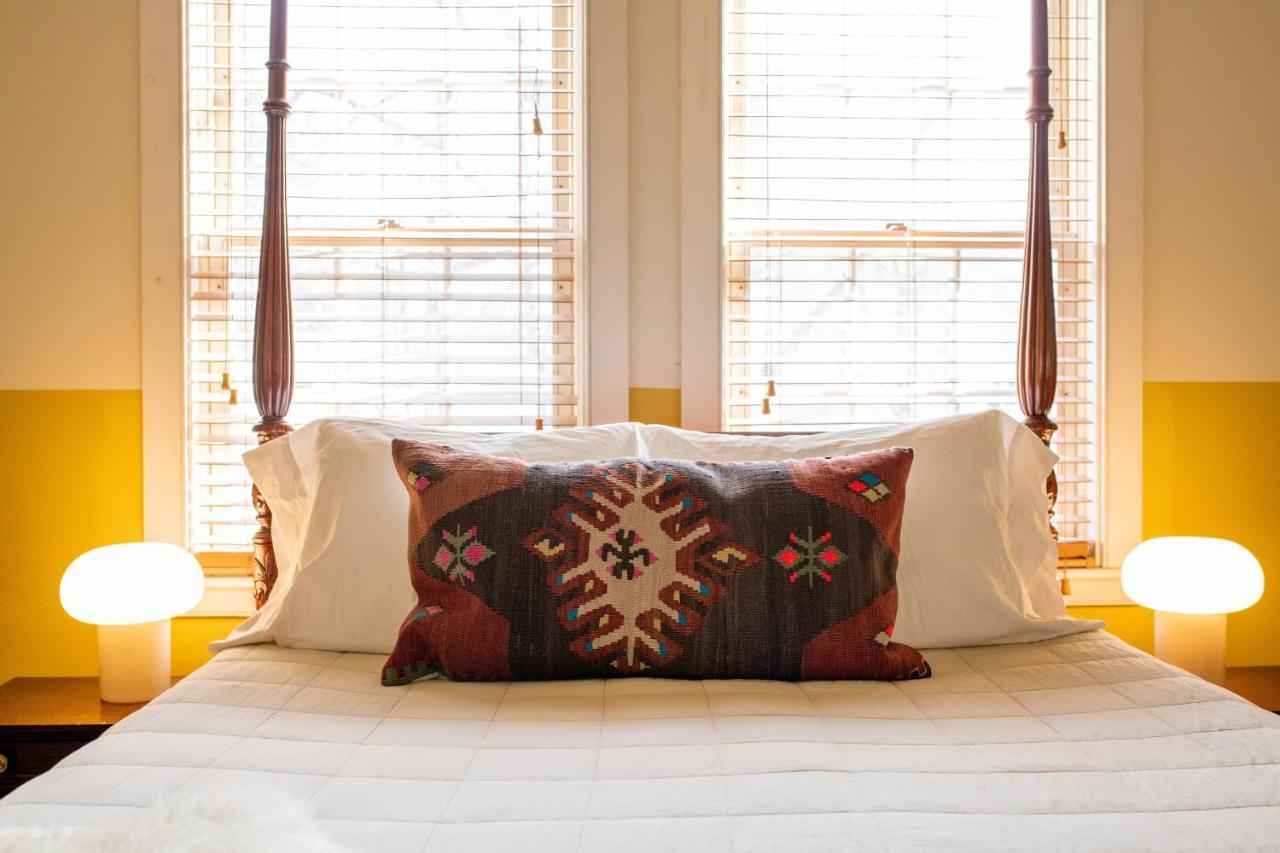 The Vesper Woodstock Bed & Breakfast Exterior photo